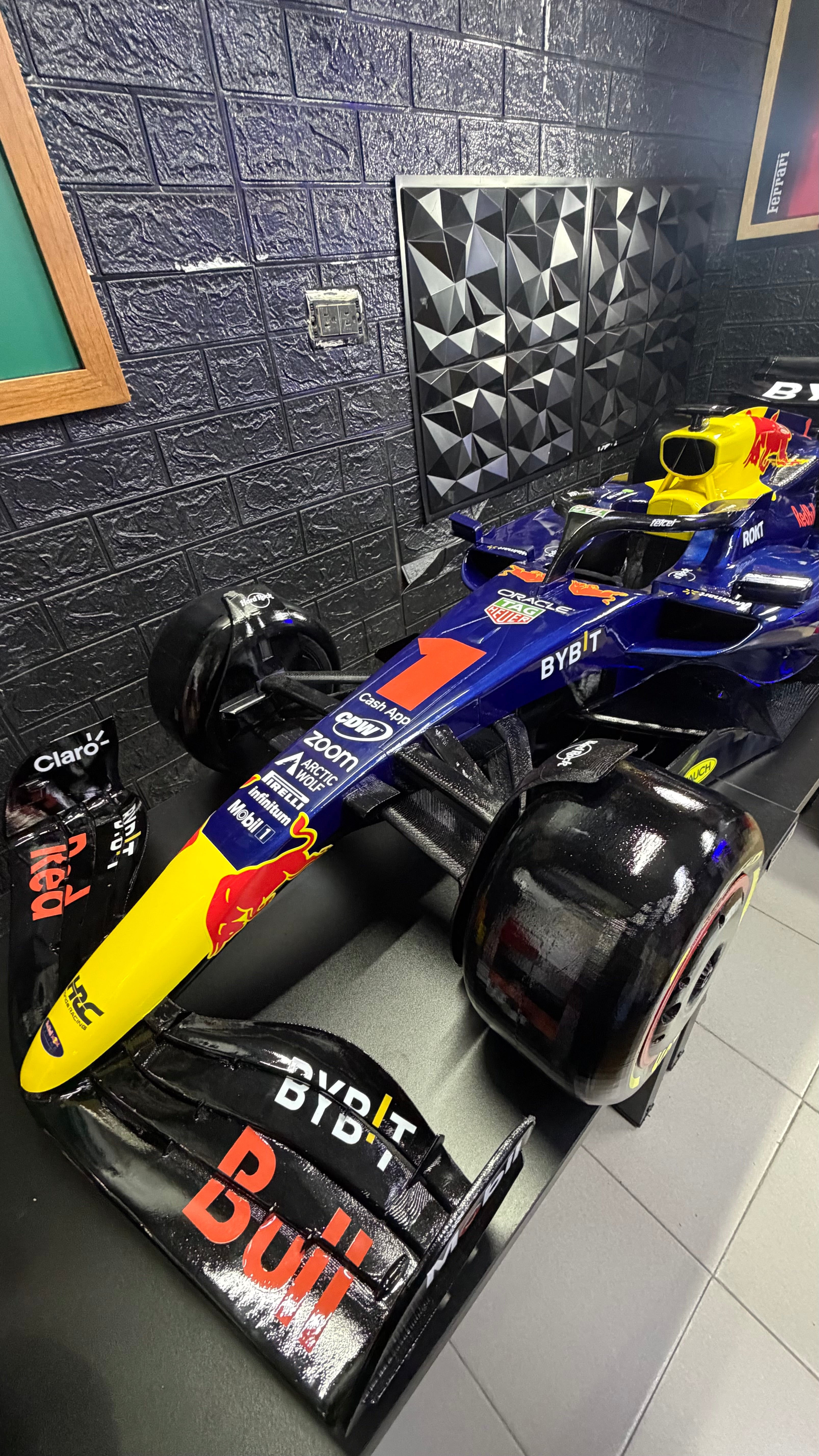 RedBull Max Verstappen 2Mts