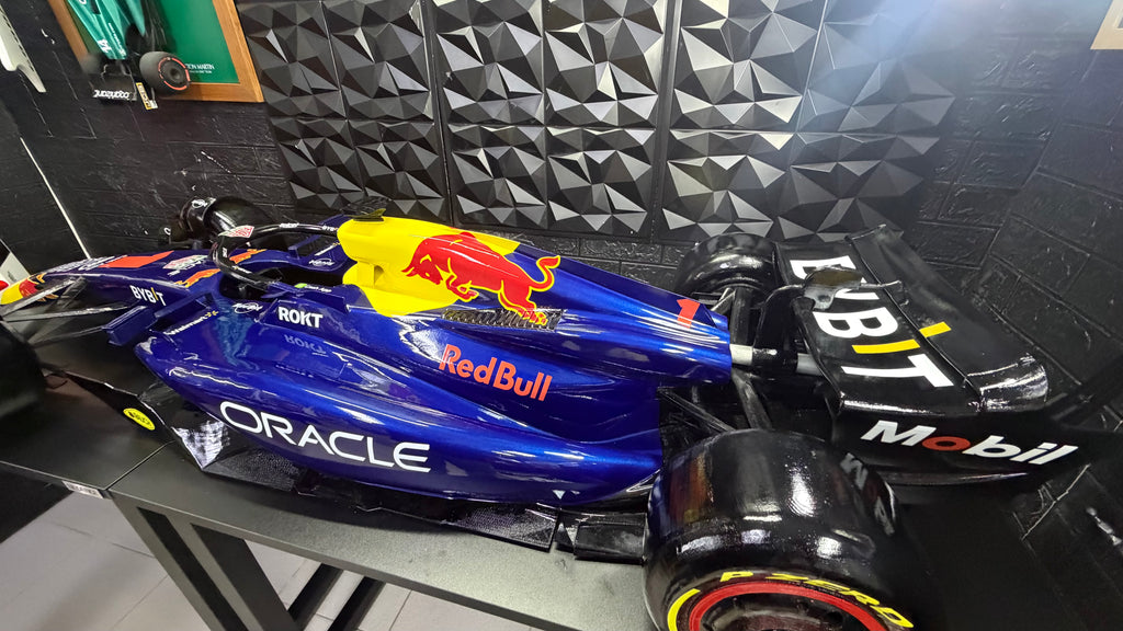 RedBull Max Verstappen 2Mts