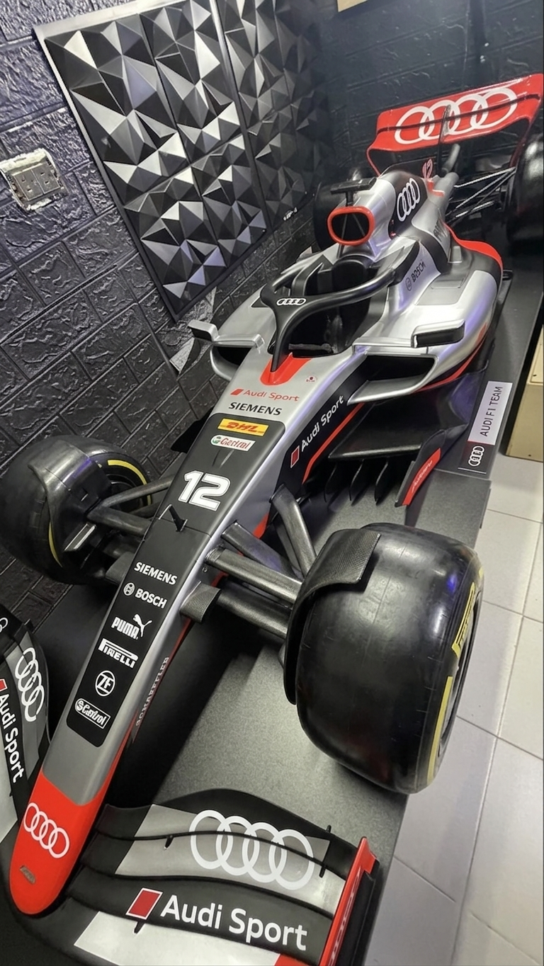Audi R26