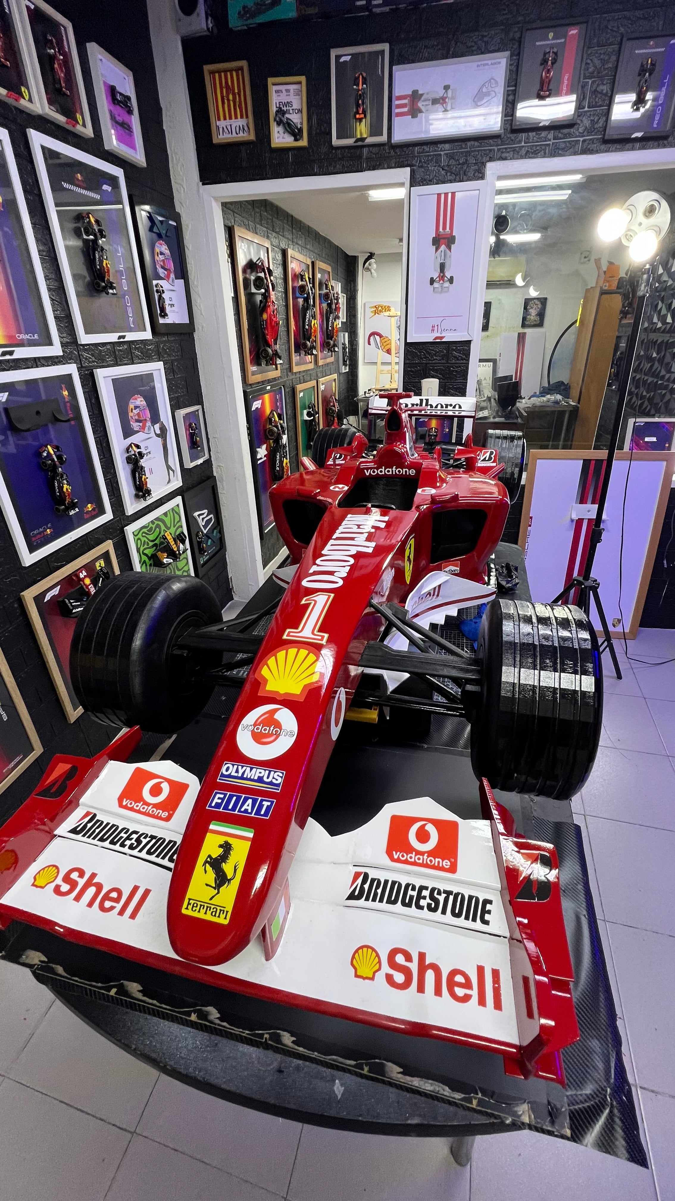 Ferrari F2004 Schumacher  2Mts