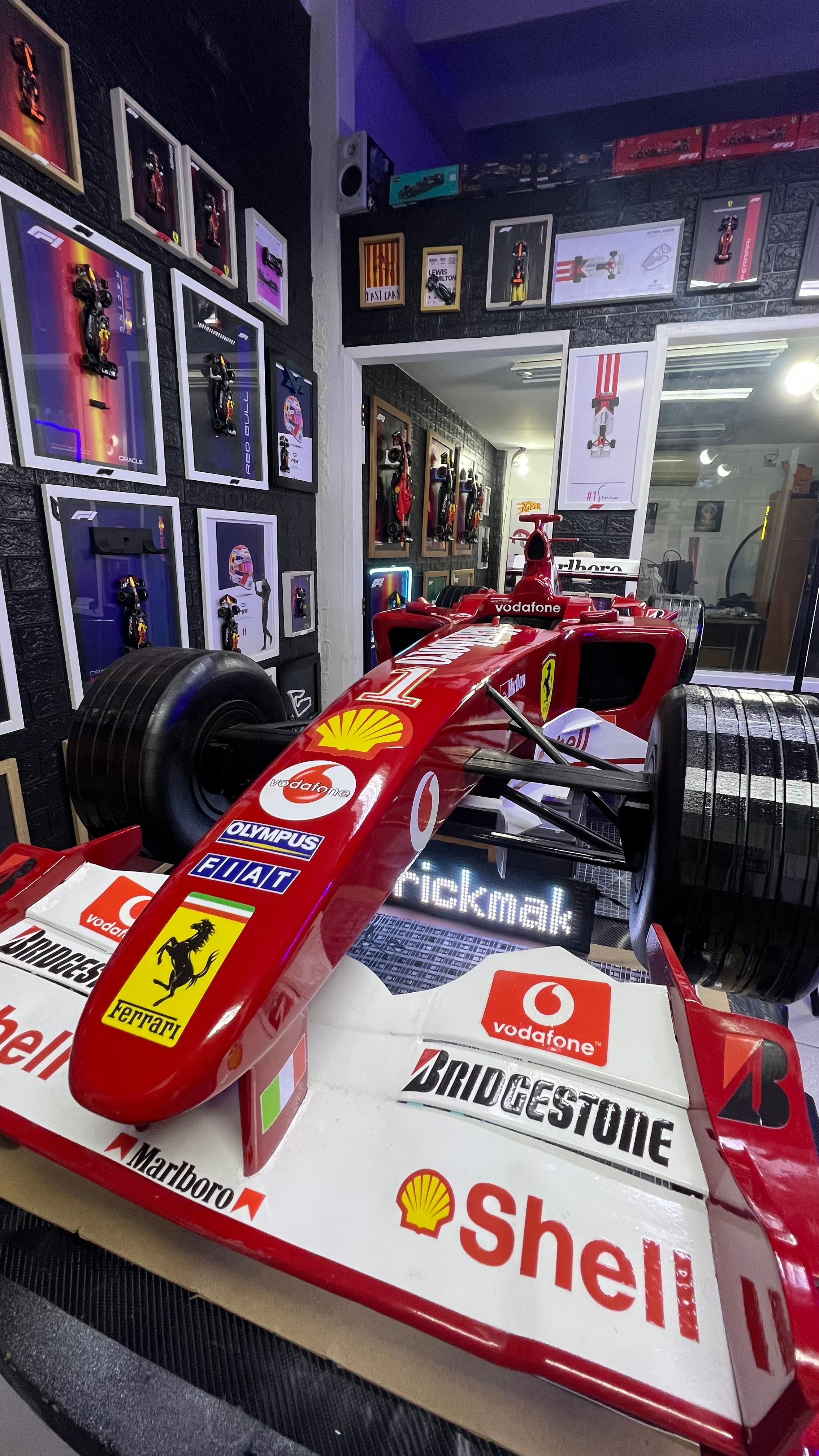 Ferrari F2004 Schumacher  2Mts