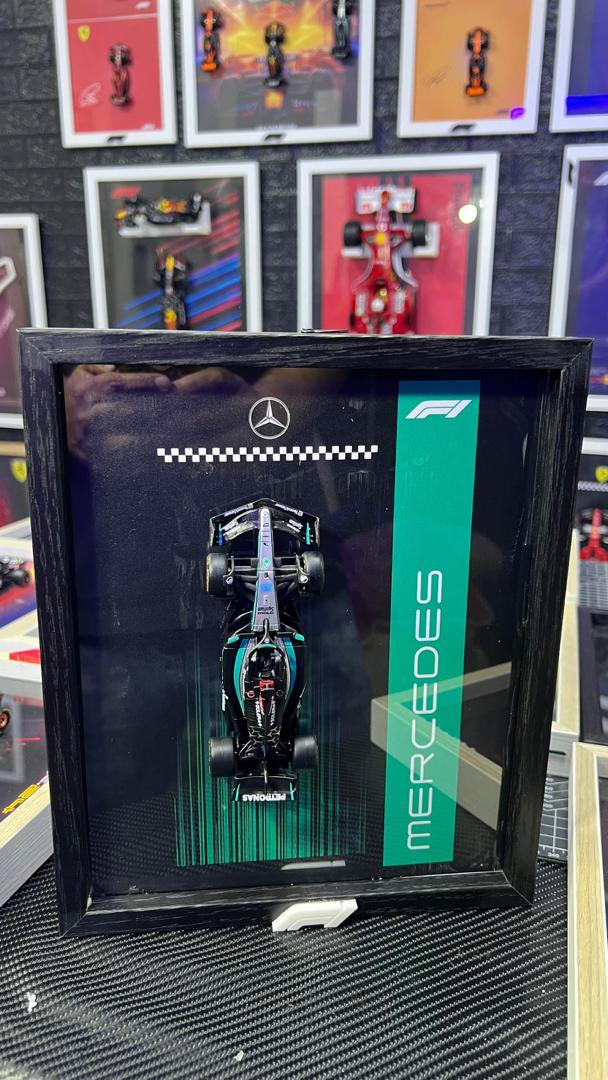 Cuadro escudería Mercedes Benz