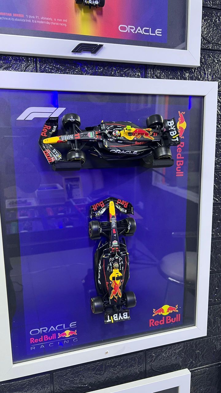 Cuadro escudería RedBull