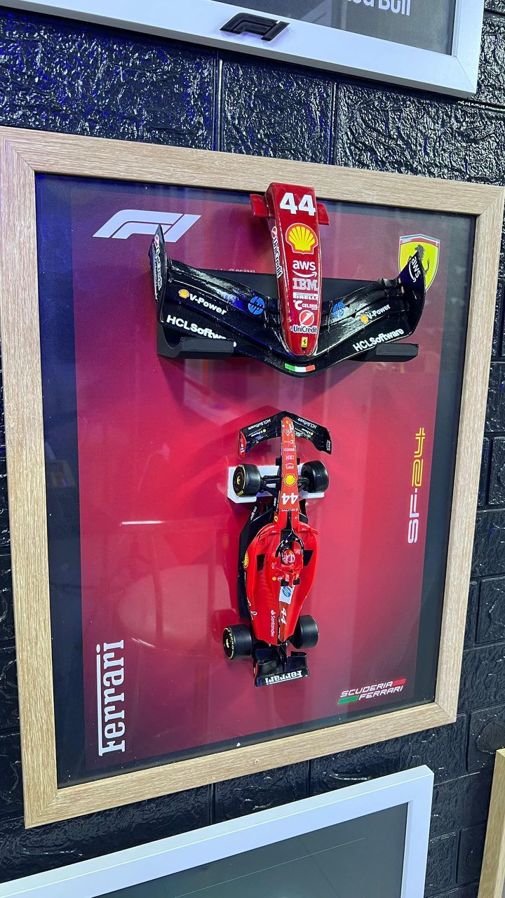 Cuadro escudería Ferrari